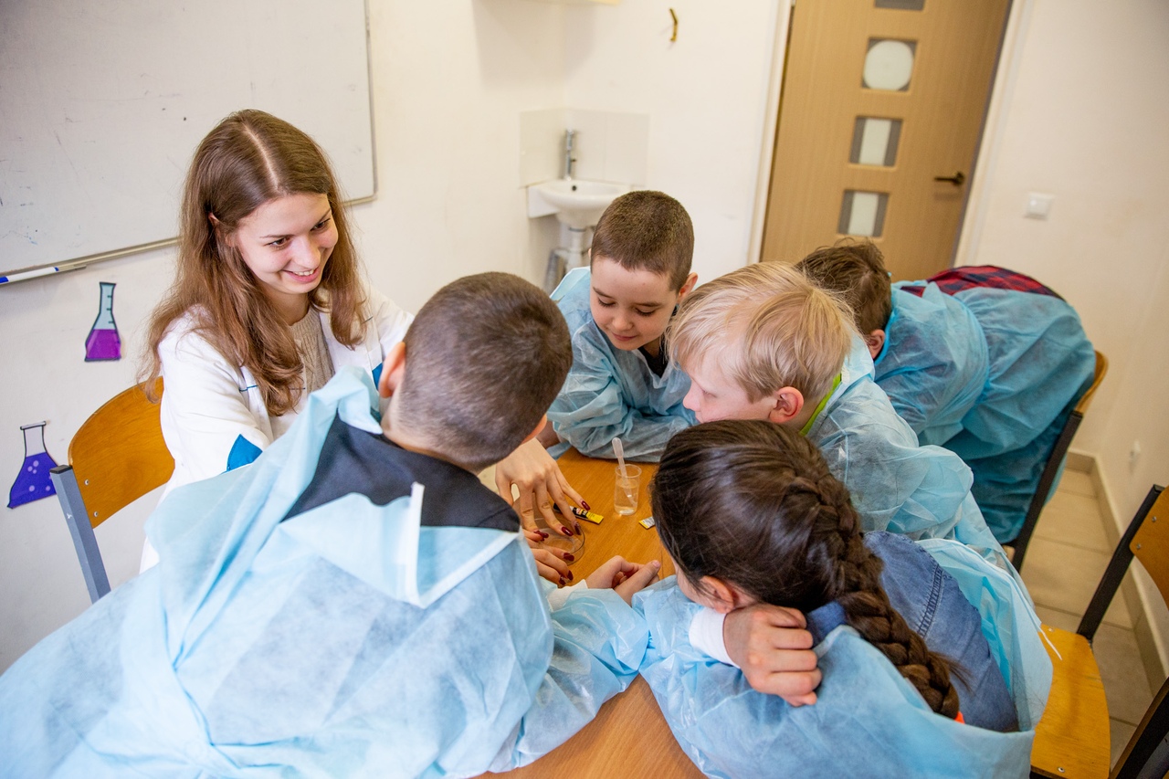 Детский городской лагерь для детей и школьников в Московском в АкадемКлубе